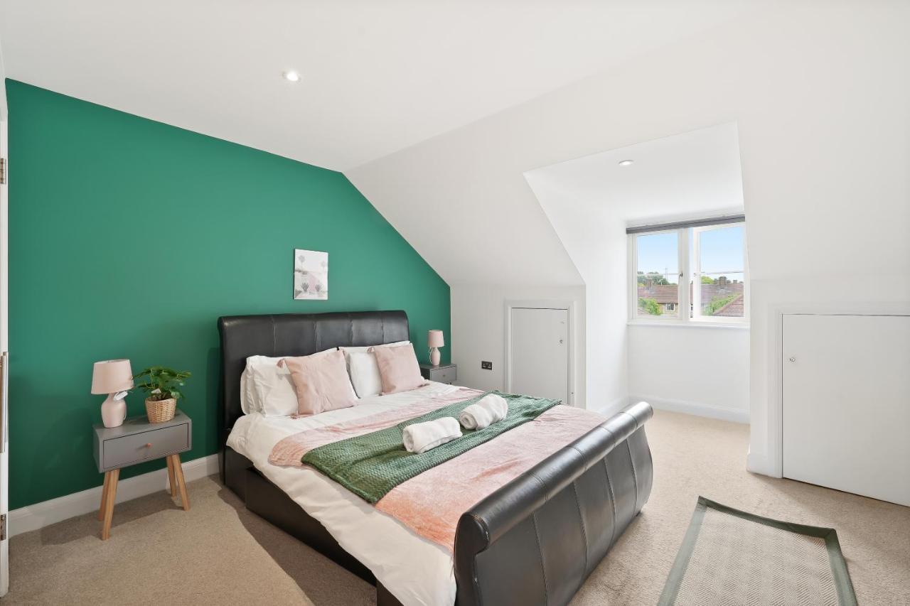Lovely 4 Bed With Ensuite Free Wifi Off Street Parking In Sutton Morden  Exteriér fotografie